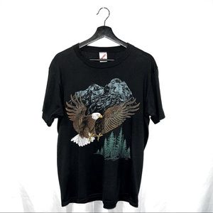 Vintage 90s Graphic T-Shirt - AMAZING Condition!